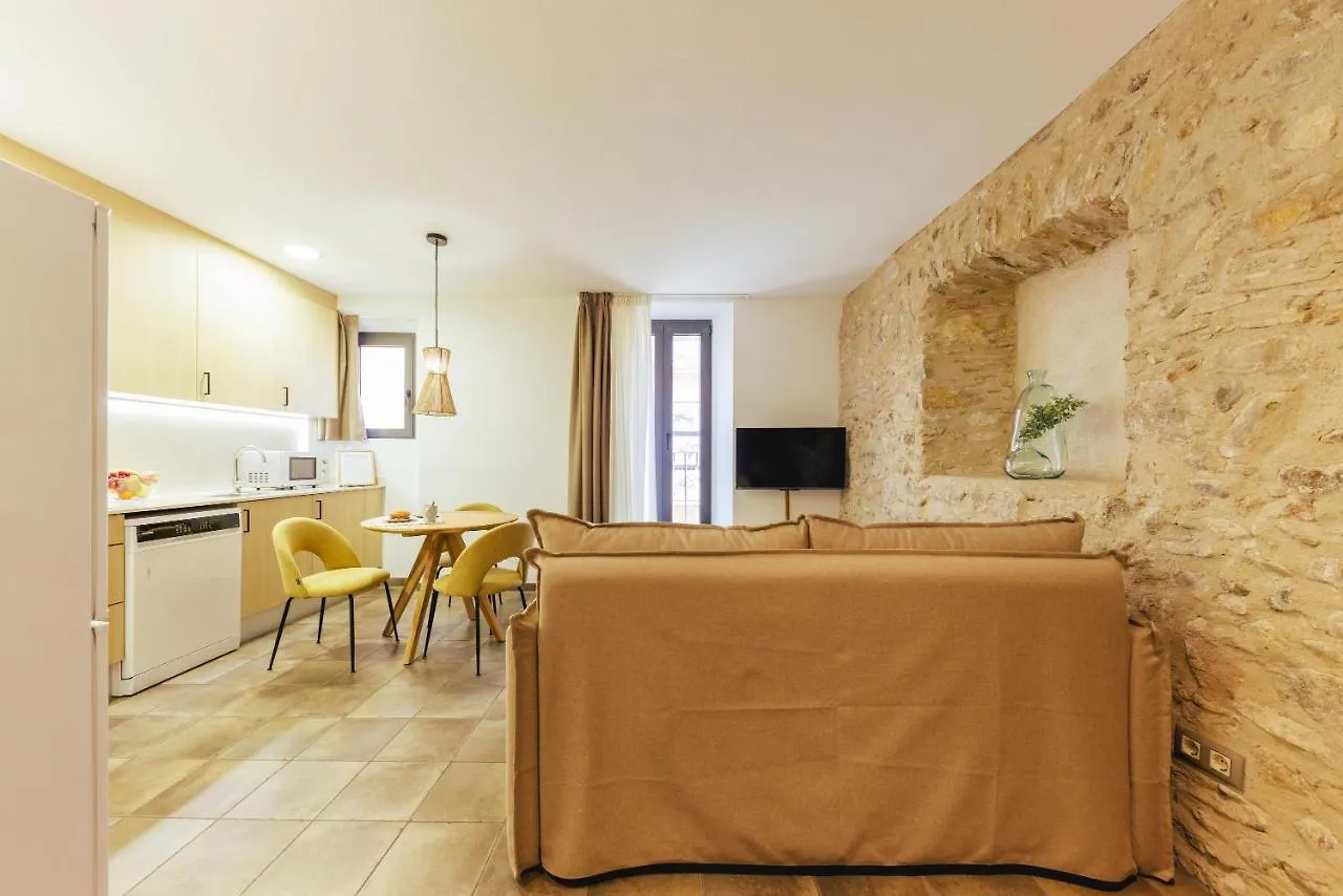 דירה ז'ירונה Bravissimo Mercadal 3, One-Bedroom Plus Sofa Bed